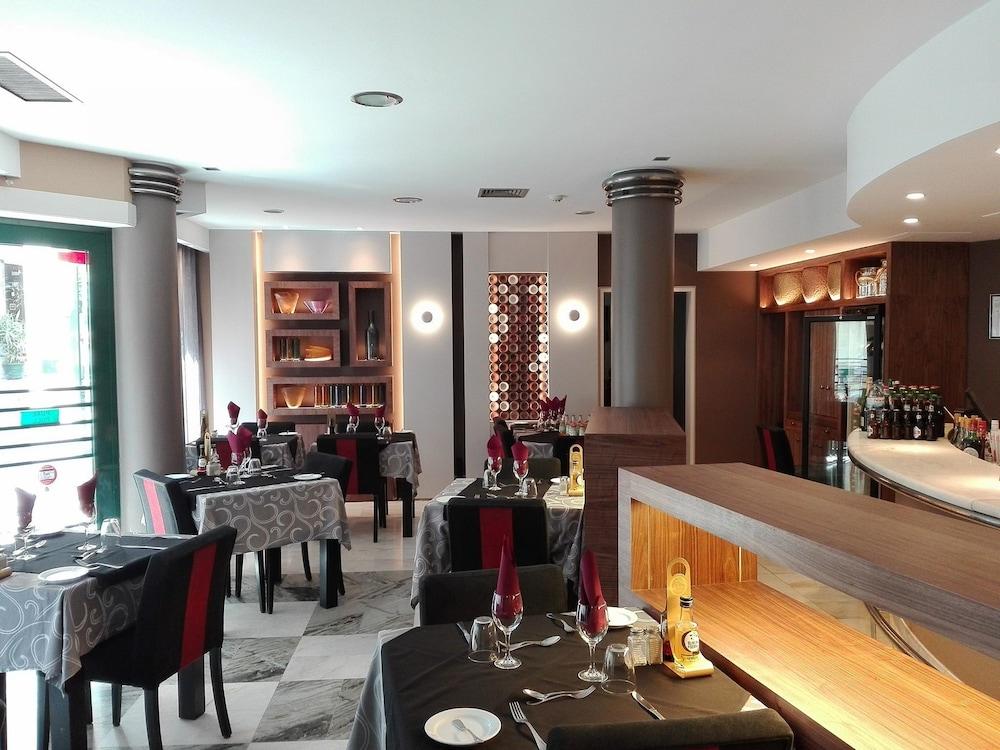 Hotel Windsor Фуншал Экстерьер фото